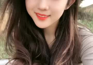 帅气小姐姐自拍套装秀,自拍达人必备！帅气小姐姐自拍套装秀风采